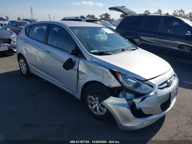 Hyundai ACCENT SE 2017 KMHCT5AE7HU325899 Image 1
