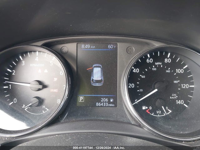 5N1AT2MT2JC732072 Nissan ROGUE SV
