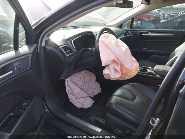 Ford Fusion Energi Titanium 2015 3FA6P0SU3FR147496 Image 20