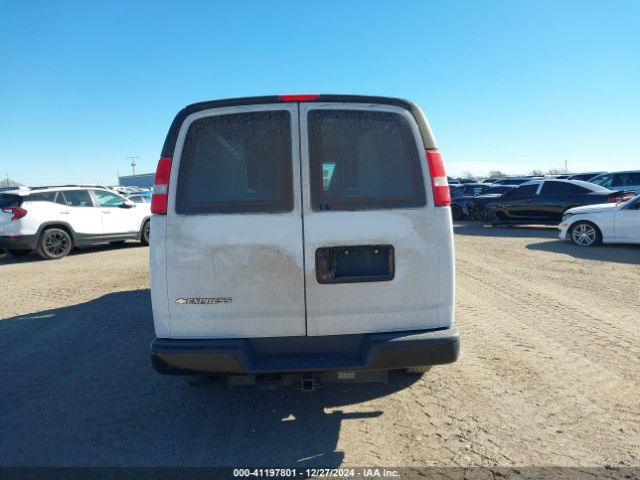 1GCWGBF71N1156927 Chevrolet Express Cargo Rwd 2500 Extended Wheelbase Wt