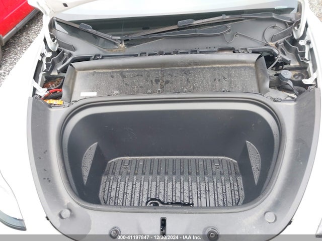 2022 TESLA MODEL Y 7SAYGDEE3NF428795 Photo 9