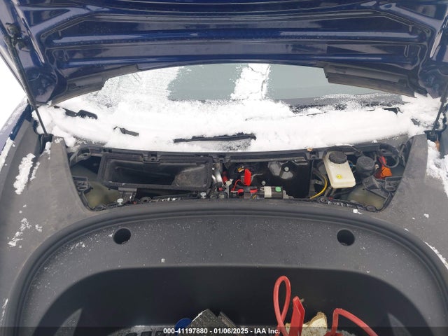 2023 TESLA MODEL 3 5YJ3E1EA4PF565904 Photo 9