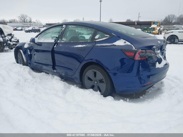 2023 TESLA MODEL 3 5YJ3E1EA4PF565904 Photo 2