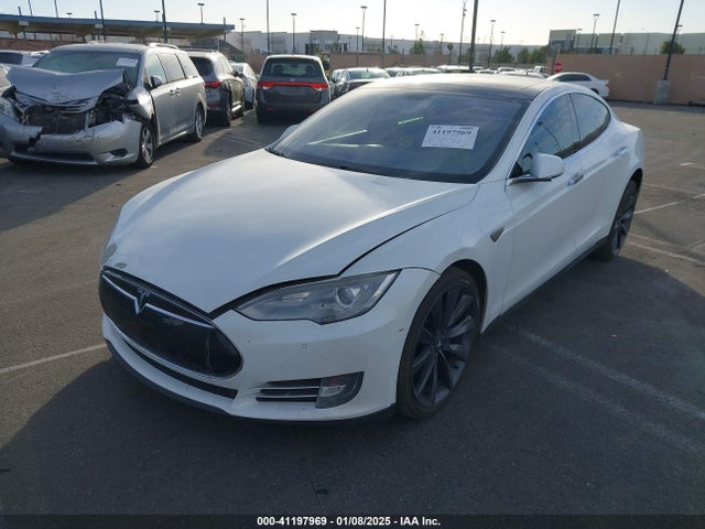 2013 TESLA MODEL S 5YJSA1CP5DFP24939 Photo 1