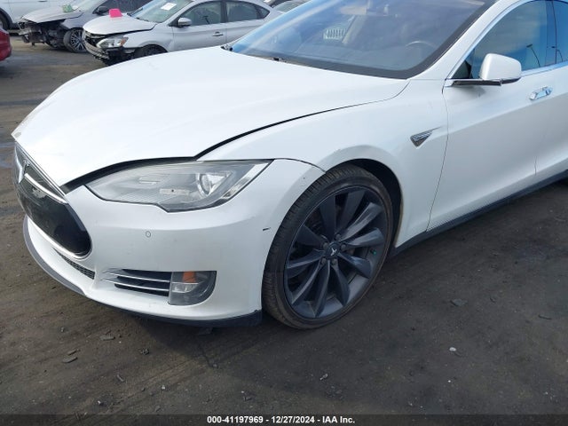 2013 TESLA MODEL S 5YJSA1CP5DFP24939 Photo 5