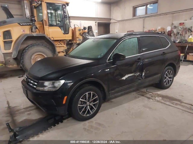 3VV2B7AX2KM026205 Volkswagen Tiguan 2.0t Se/2.0t Sel/2.0t Sel R-line/2.0t Sel R-line Black