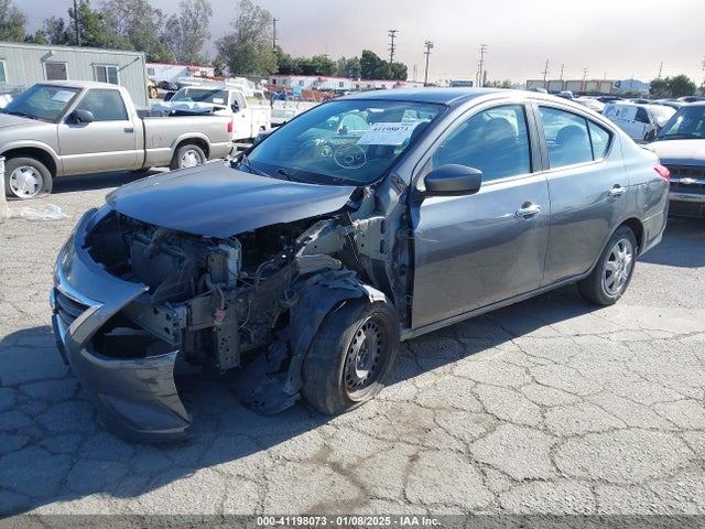 Nissan Versa 1.6 Sv 2018 3N1CN7AP0JL879350 Image 2