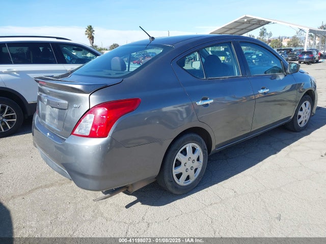 Nissan Versa 1.6 Sv 2018 3N1CN7AP0JL879350 Image 4