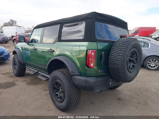 Ford Bronco Wildtrak 2024 1FMEE2BP2RLA25308 Image 3