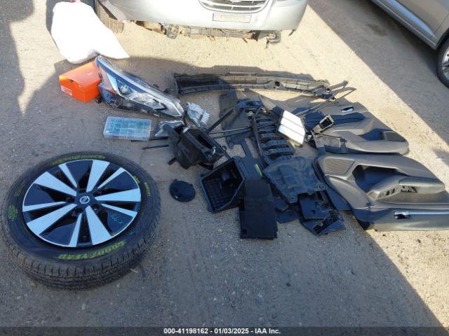 1N4BL4DV9NN312203 Nissan Altima Sv Fwd