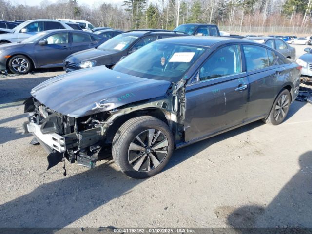 1N4BL4DV9NN312203 Nissan Altima Sv Fwd