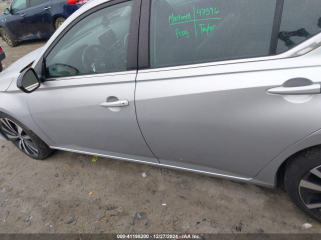 1N4BL4CV4NN315480 Nissan Altima Sr Fwd