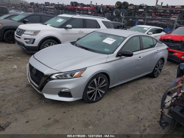 1N4BL4CV4NN315480 Nissan Altima Sr Fwd