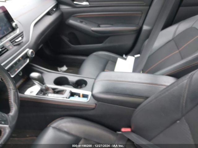 1N4BL4CV4NN315480 Nissan Altima Sr Fwd