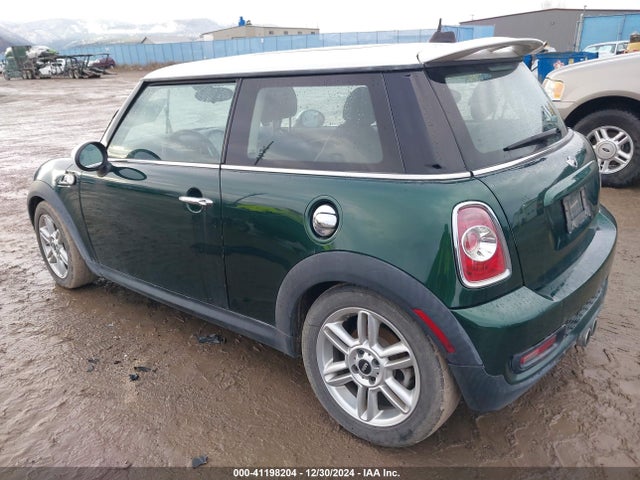 2012 MINI COOPER S WMWSV3C55CTY28922 Photo 2
