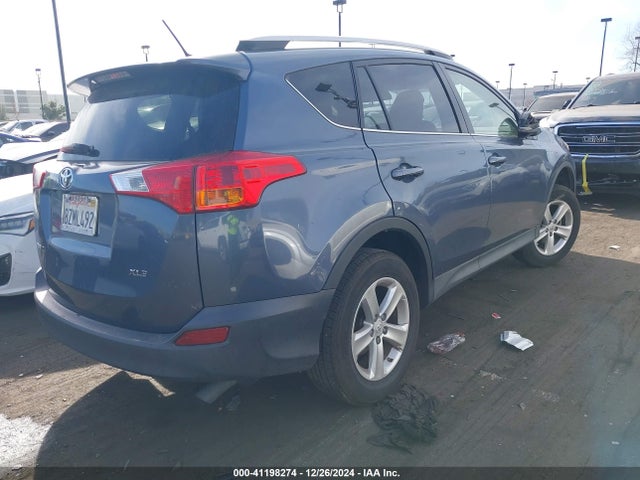 Toyota Rav4 Xle 2014 JTMWFREV3ED028909 Image 4