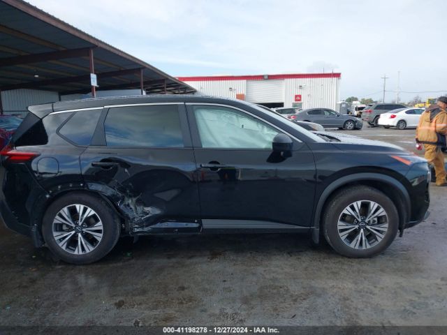 JN8BT3BA3PW436277 Nissan Rogue Sv Fwd