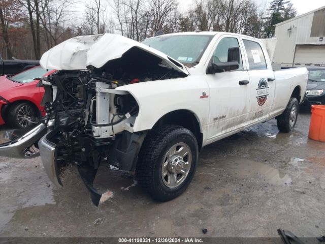 3C6UR5HL5NG377811 RAM 2500 Tradesman  4x4 8' Box