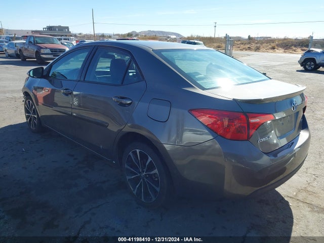 Toyota COROLLA SE 2017 2T1BURHE5HC922542 Image 3