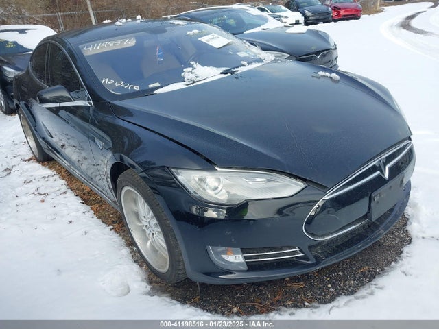 2013 TESLA MODEL S 5YJSA1CN6DFP25709 Photo 0