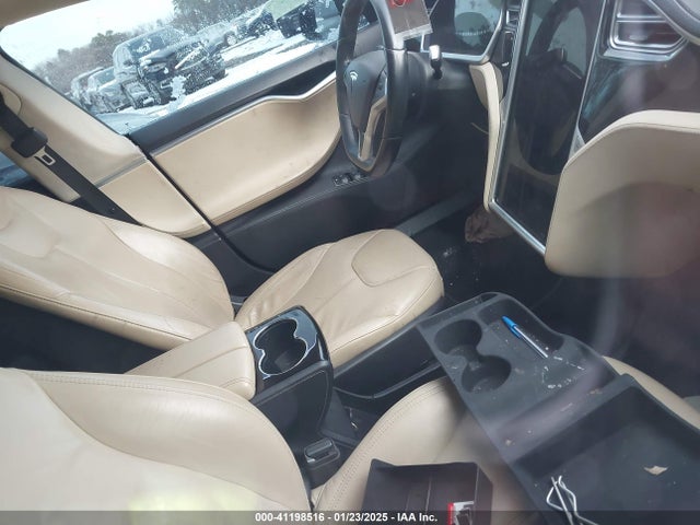 2013 TESLA MODEL S 5YJSA1CN6DFP25709 Photo 4