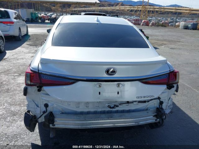 58ADA1C19PU036009 Lexus ES 300H