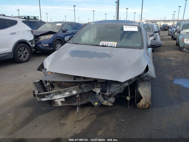 3KPF54AD0PE666927 KIA Forte Gt-line
