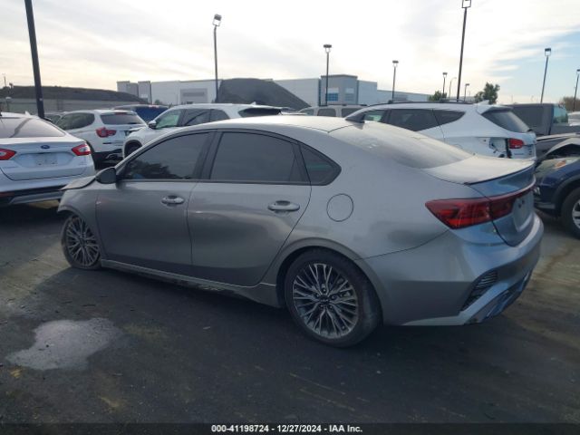 3KPF54AD0PE666927 KIA Forte Gt-line