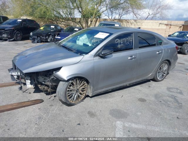 3KPF54AD0PE666927 KIA Forte Gt-line