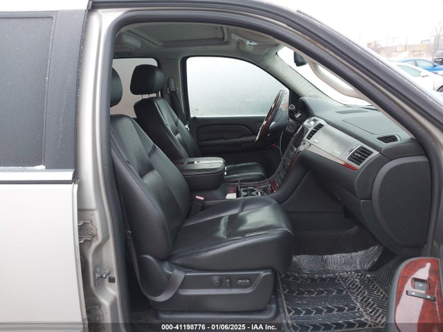 2009 CADILLAC ESCALADE HYBRID 1GYFK43589R198431 Photo 4