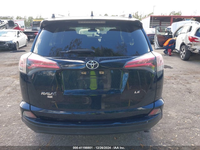 JTMZFREV3HJ122503 Toyota RAV4 LE