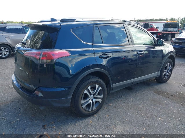 JTMZFREV3HJ122503 Toyota RAV4 LE
