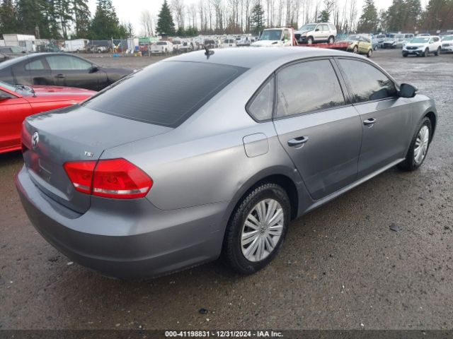 1VWAS7A31FC035764 Volkswagen Passat 1.8t S