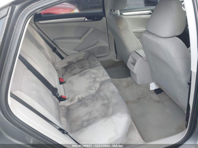 1VWAS7A31FC035764 Volkswagen Passat 1.8t S
