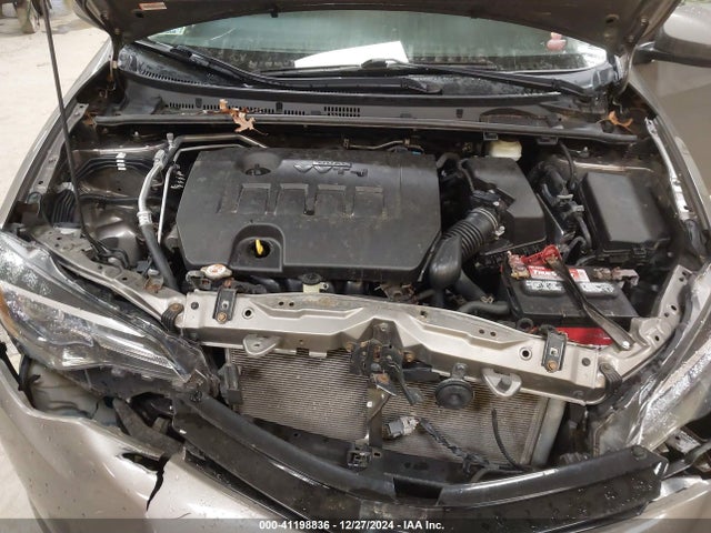 2T1BURHE1JC041200 Toyota COROLLA LE