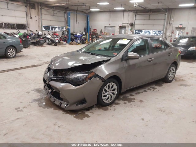 2T1BURHE1JC041200 Toyota COROLLA LE