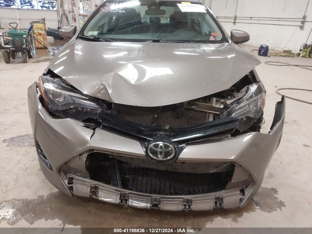 2T1BURHE1JC041200 Toyota COROLLA LE