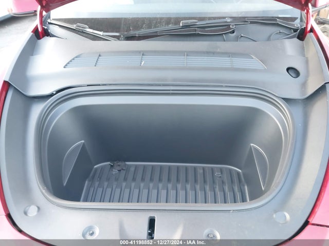2024 TESLA MODEL Y 7SAYGDEE6RA327771 Photo 9