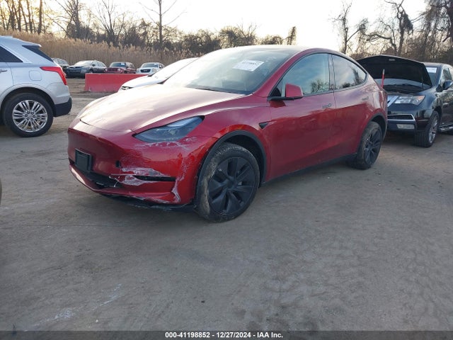 2024 TESLA MODEL Y 7SAYGDEE6RA327771 Photo 1
