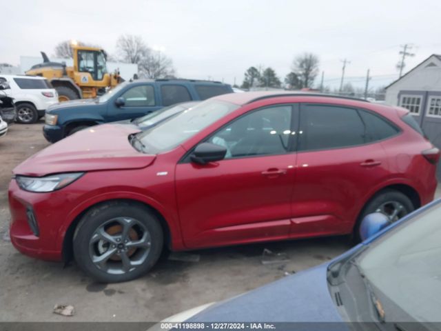 1FMCU0MN0PUA41119 Ford Escape St-line
