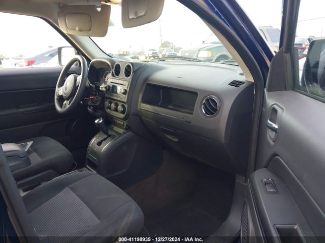 1C4NJPBB5FD401684 Jeep Patriot Sport