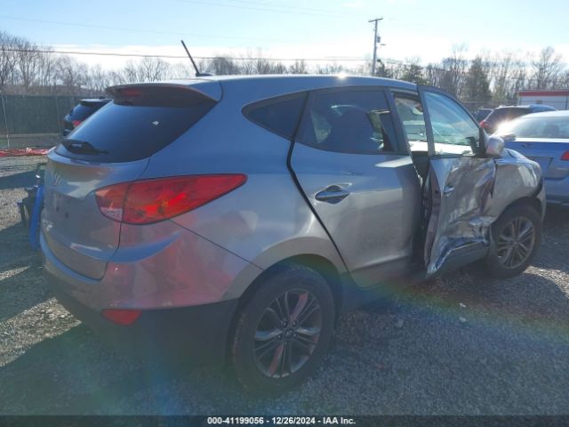 KM8JT3AF3FU094002 Hyundai TUCSON GLS