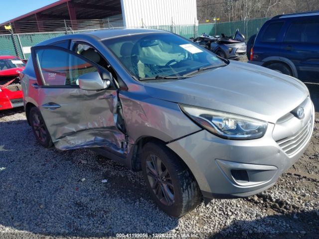 KM8JT3AF3FU094002 Hyundai TUCSON GLS