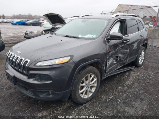 1C4PJMCS3HW589358 Jeep Cherokee Latitude 4x4
