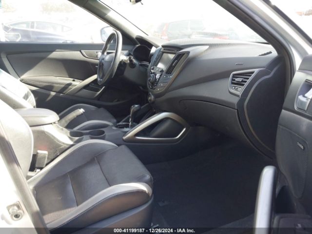 KMHTC6AEXGU252628 Hyundai Veloster Turbo
