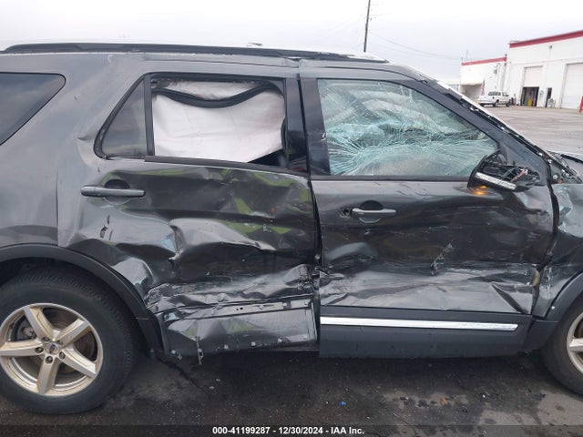 Ford EXPLORER XLT 2016 1FM5K8D80GGB08677 Image 6