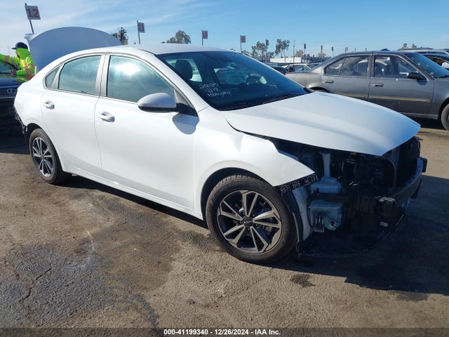 KIA Forte Lxs 2022 3KPF24AD7NE499536 Image 1
