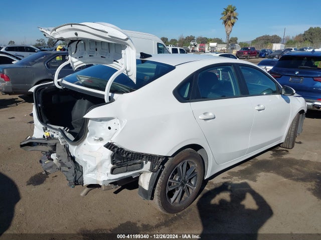 KIA Forte Lxs 2022 3KPF24AD7NE499536 Image 4