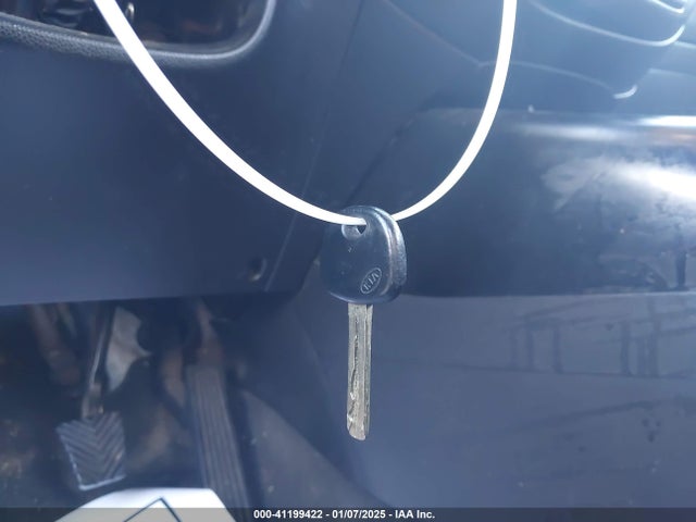 KIA Soul 2016 KNDJN2A28G7340628 Image 11