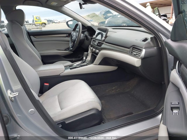 Honda ACCORD LX 2018 1HGCV1F12JA152721 Image 5